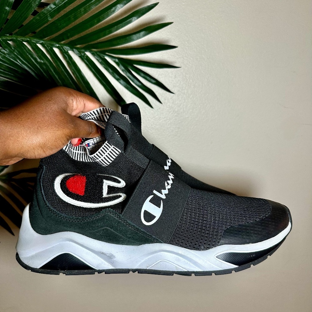 Champion “Rally Pro” Sneakers